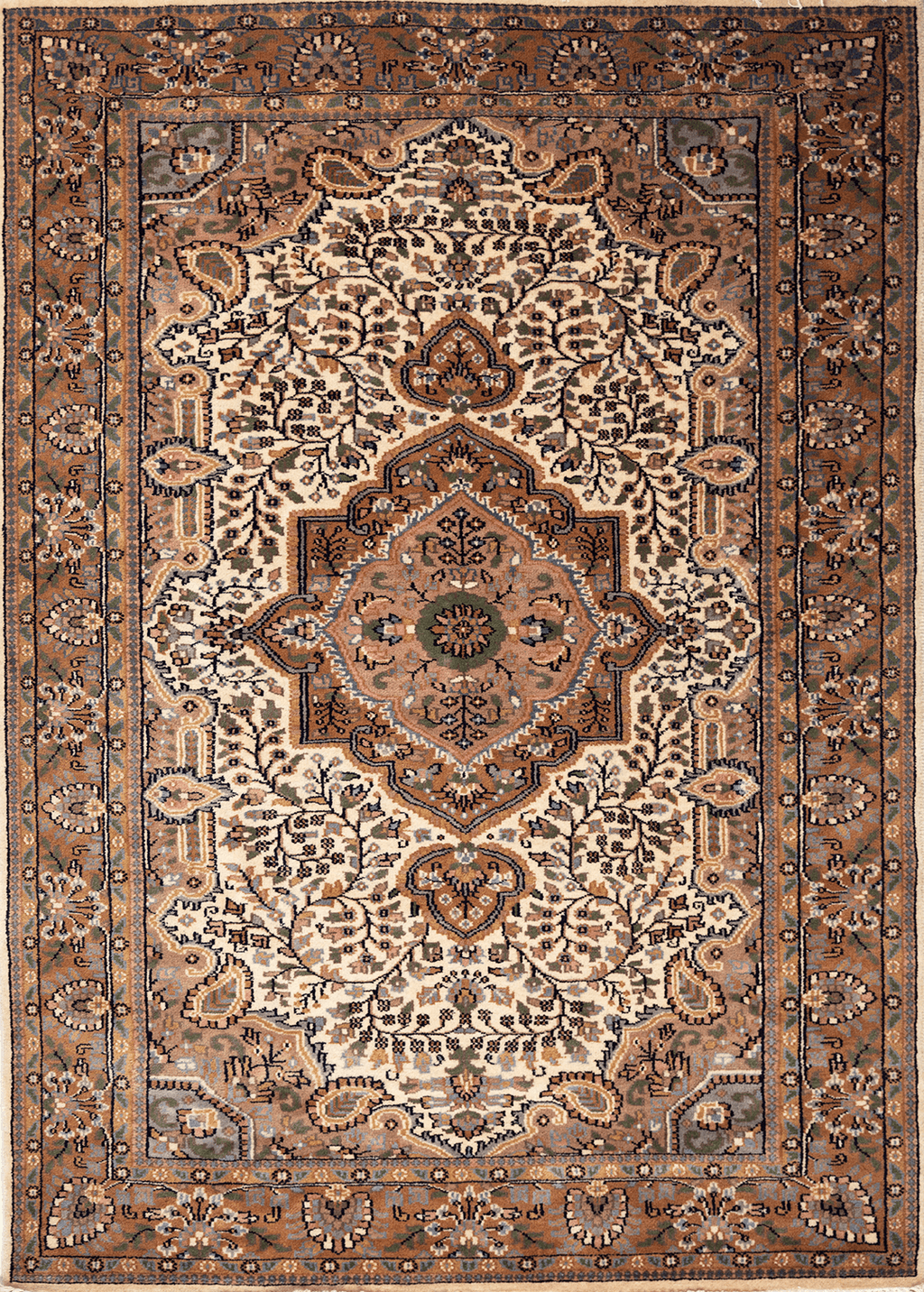 Persian Chestnut — Venjara Carpets