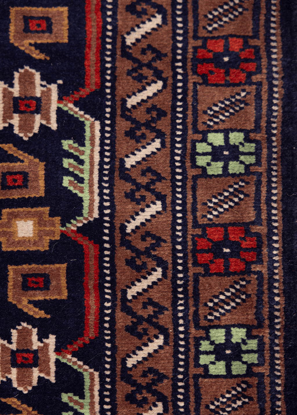 Tribal Red-green — Venjara Carpets