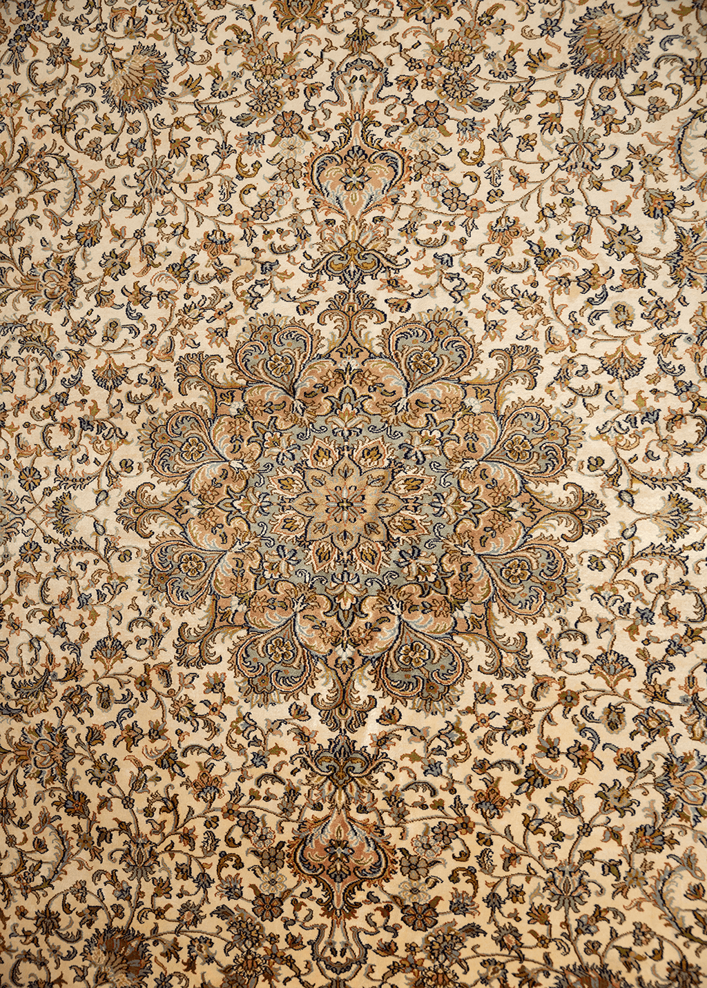 Persian Beige — Venjara Carpets
