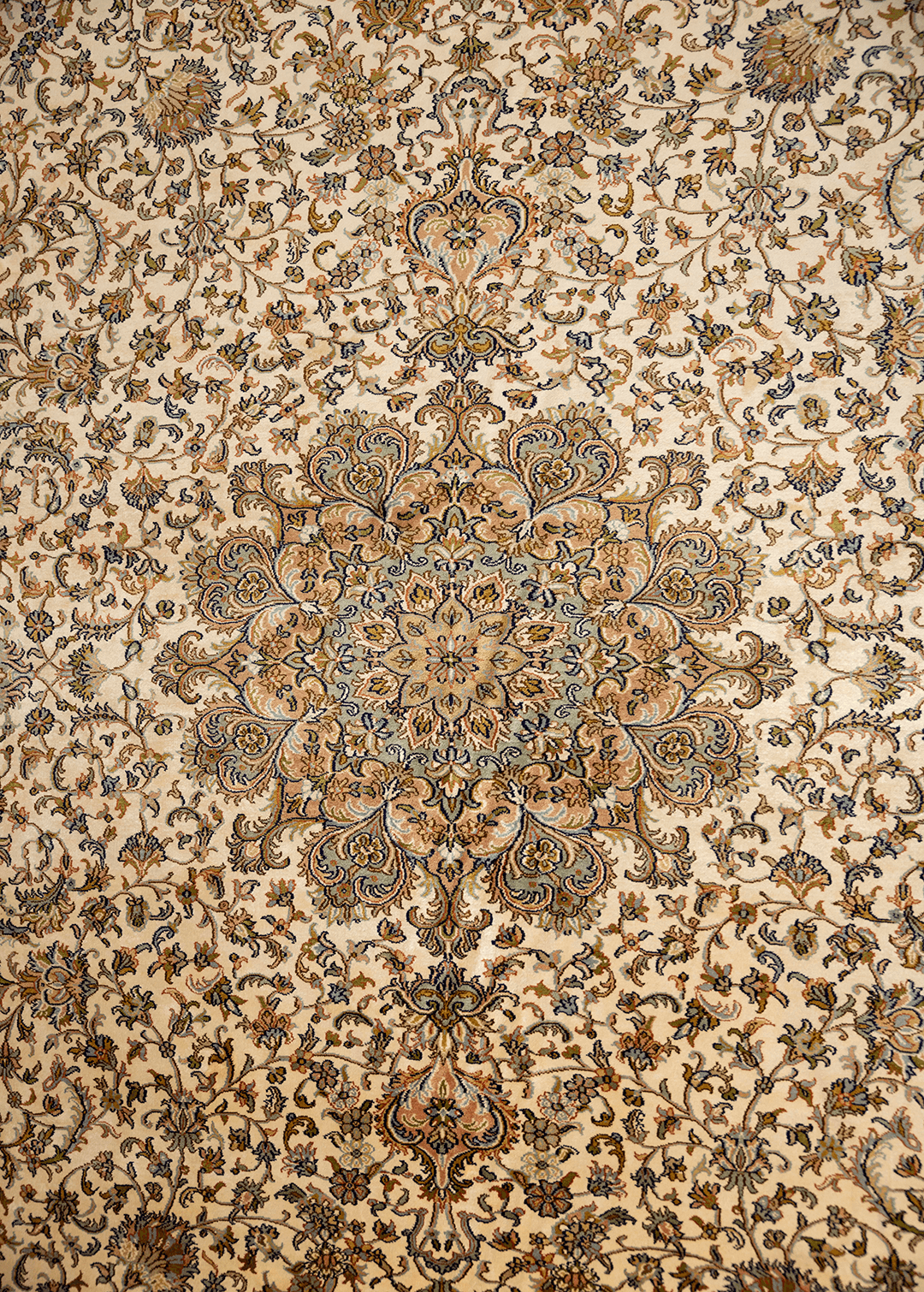 Persian Beige — Venjara Carpets