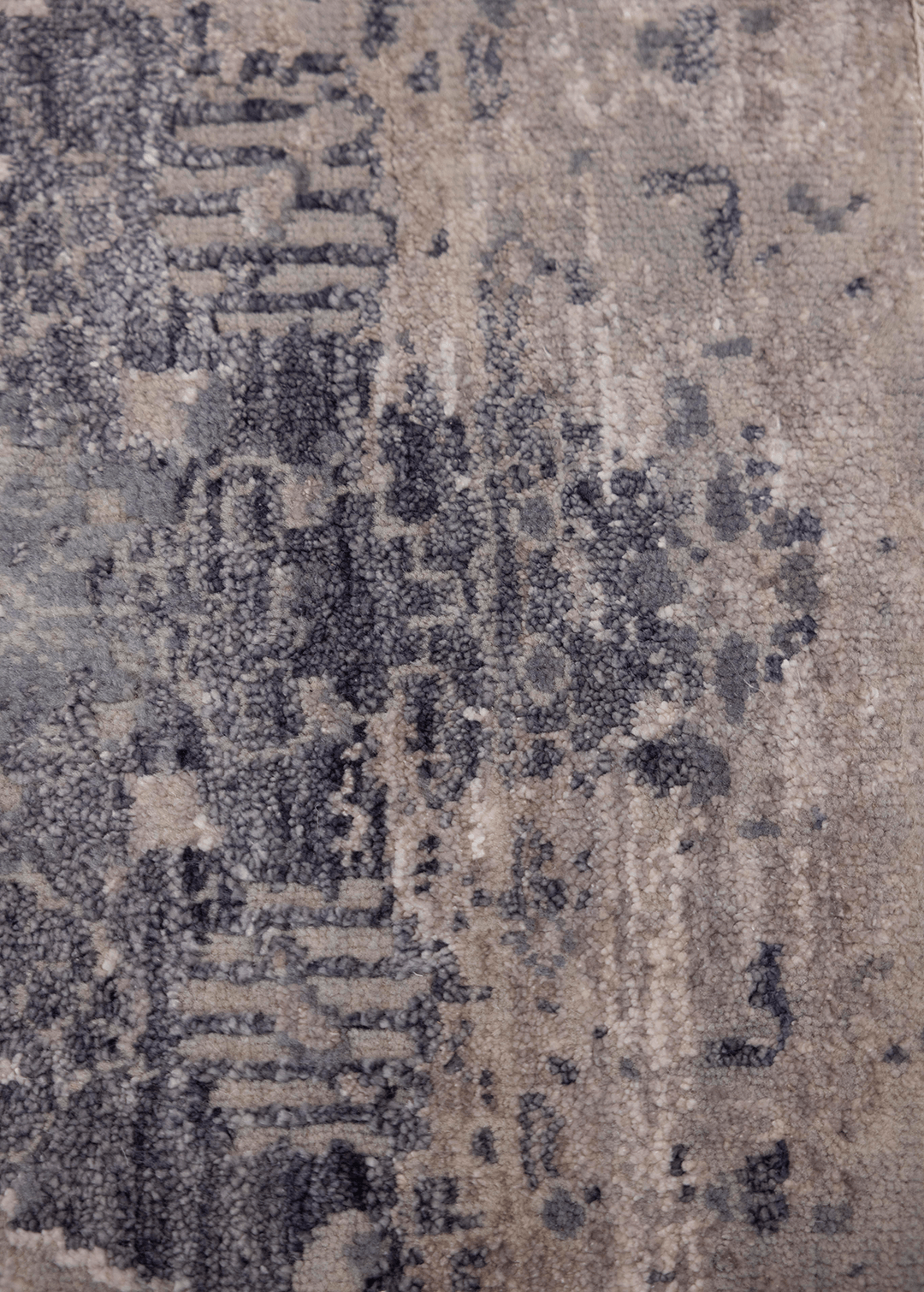 Faded Flowers — Venjara Carpets