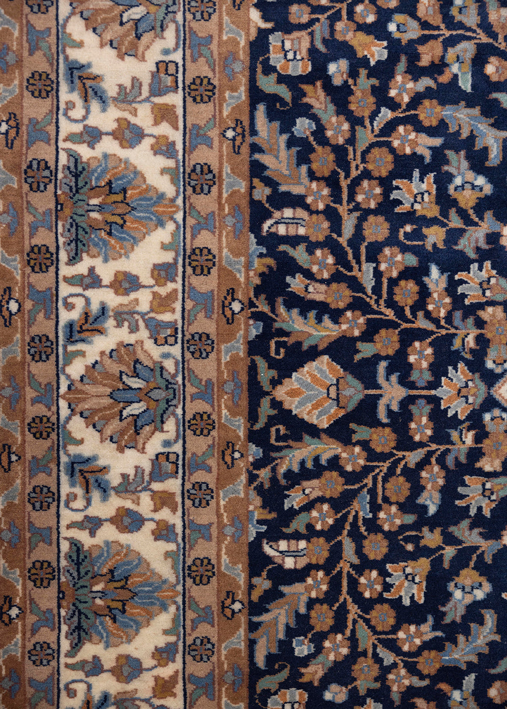 1000 Petals — Venjara Carpets