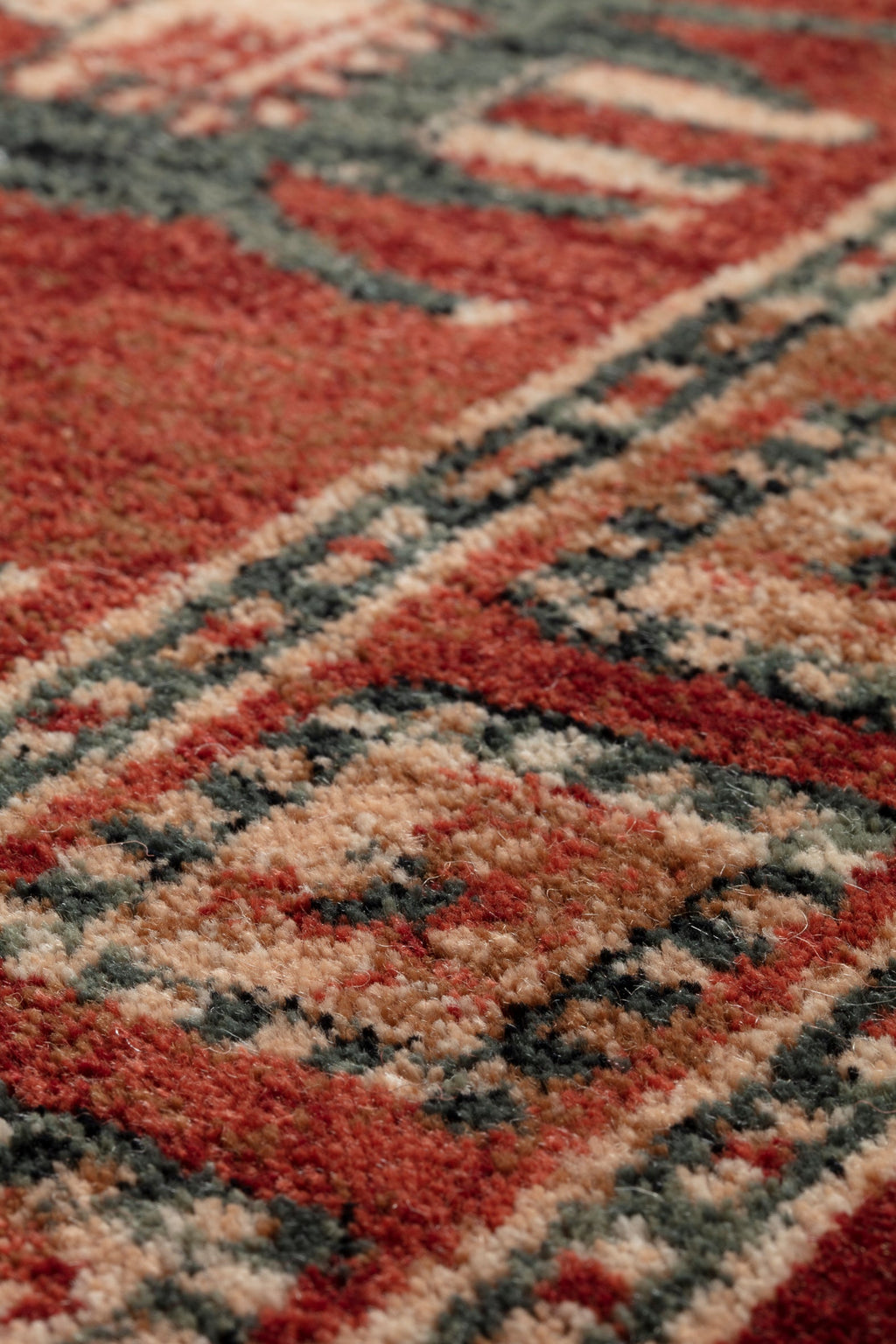 Kashqai — Venjara Carpets