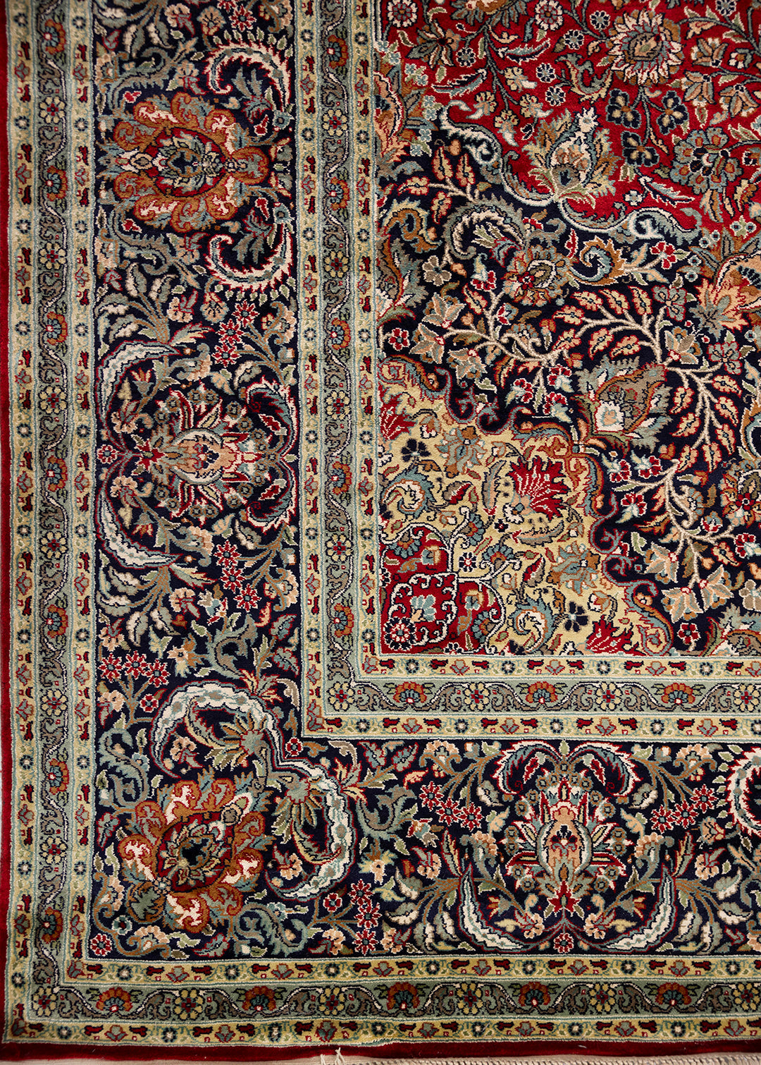 Center Kashan Red — Venjara Carpets