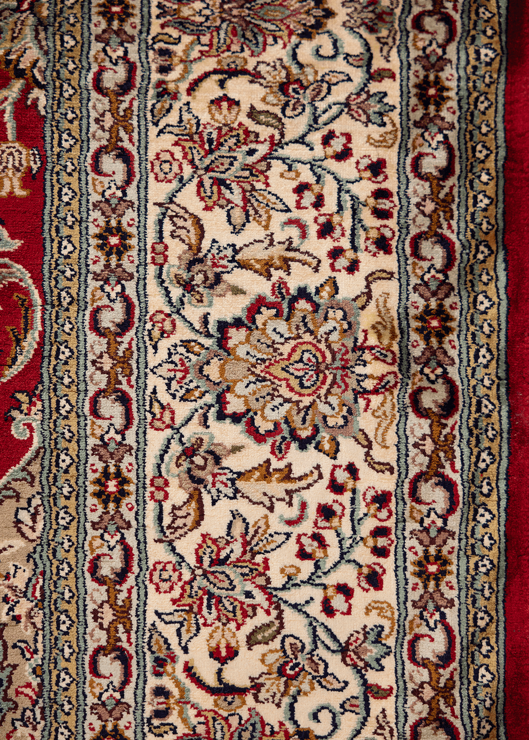 Persian Center Medallion — Venjara Carpets