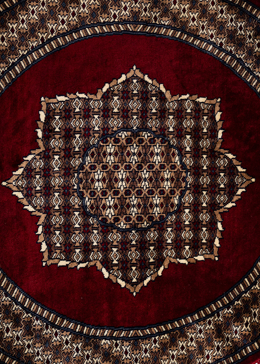 Farhana — Venjara Carpets