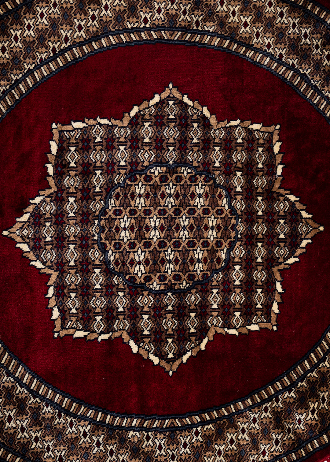 Farhana — Venjara Carpets