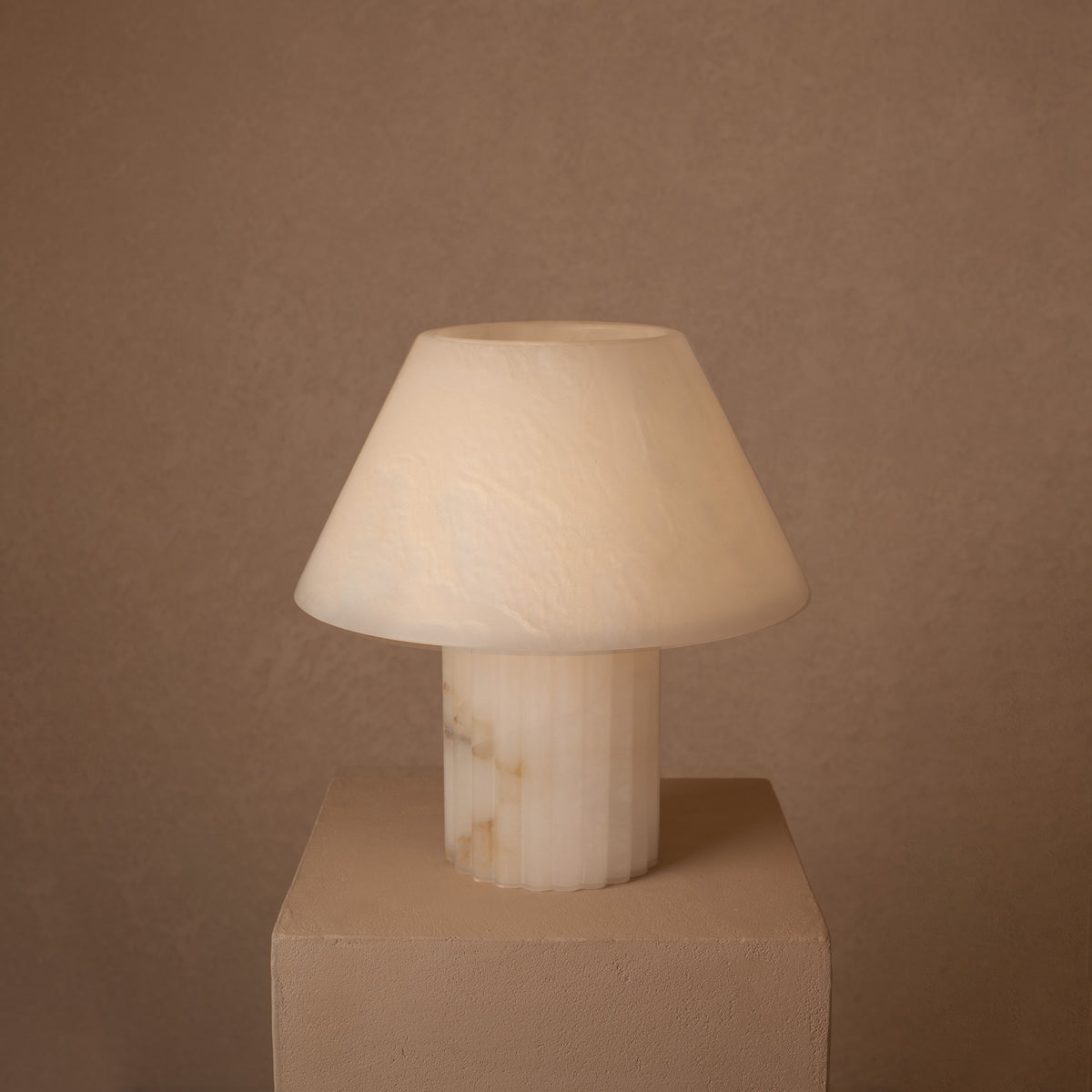 Rio Alabaster (L) 14" — Harshita Jhamtani Designs