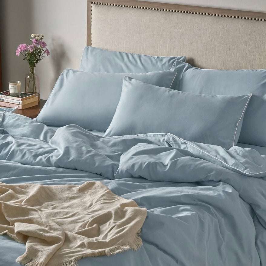 Clearance Duvet Cover | Hotel | King | Piping Blue