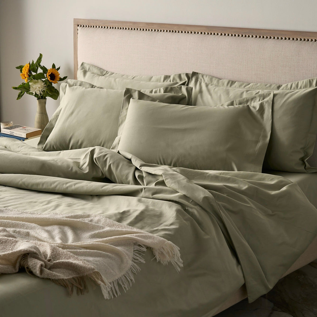 Classic Hotel Sheet Set | 300 Thread Count | Fitted Queen | Sage