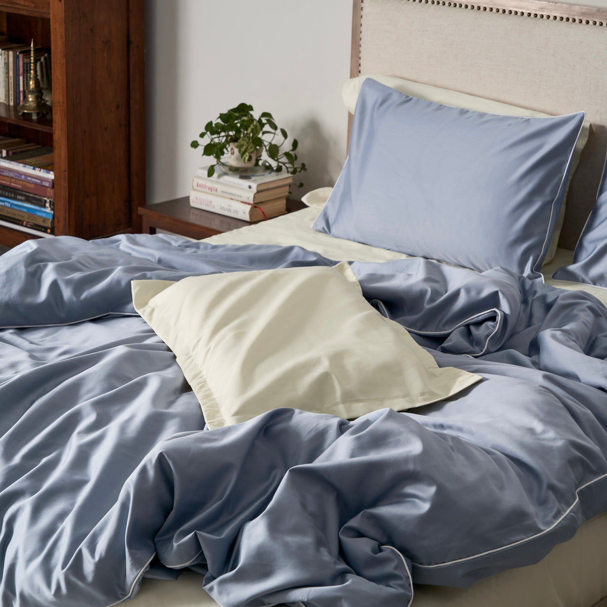 Clearance Luxe Sheet Set | 600 Thread Count | Fitted Queen | Piping Aqua