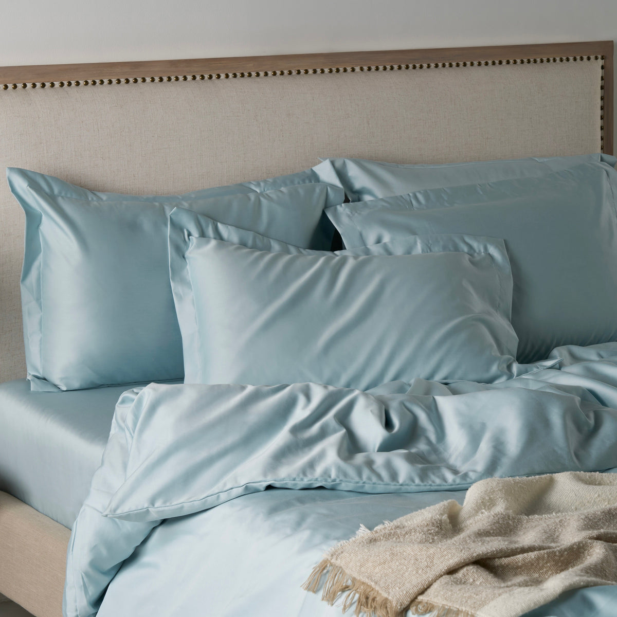 Classic Luxe Sheet Set | 600 Thread Count | Fitted Queen | Blue Mist