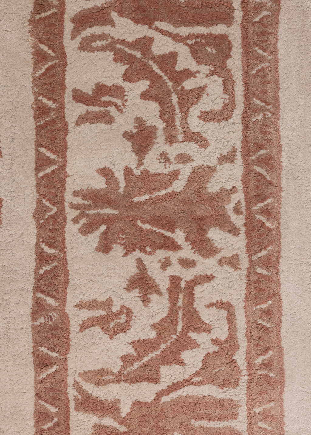 Coral Medallion — Venjara Carpets