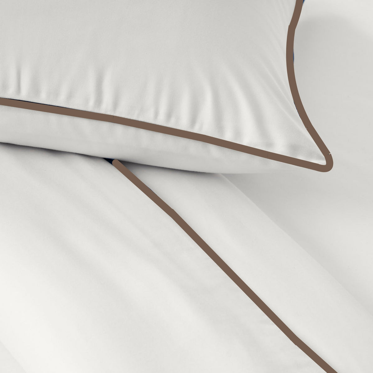 Piping Hotel Pillowcase Pair | 300 Thread Count | Extra Large | White with Beige Piping